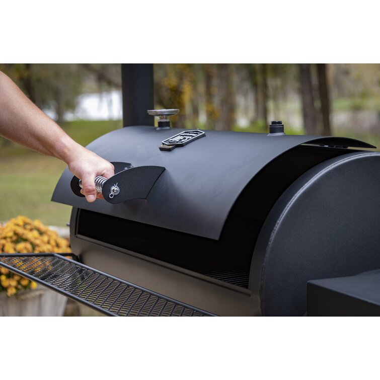 Oklahoma Joe s Longhorn Offset Charcoal Smoker 13201747 50